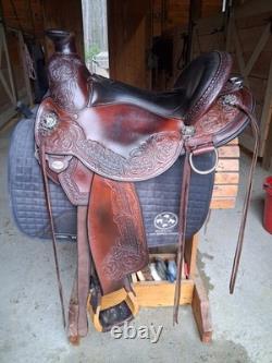 Circle Y Park & Trail 16 Western Saddle