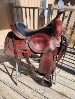 Circle Y Park & Trail 16 Western Saddle