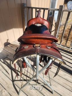 Circle Y Park & Trail 16 Western Saddle