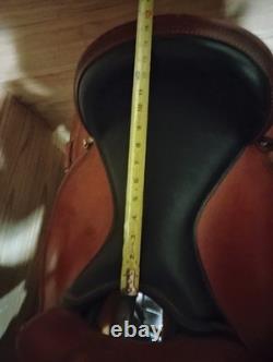 Circle Y Park & Trail 16 Western Saddle