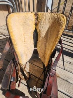 Circle Y Park & Trail 16 Western Saddle