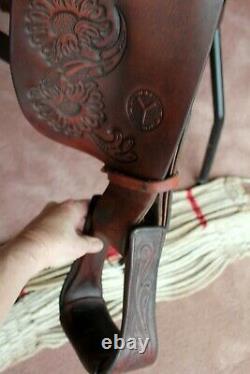 Circle Y Park and Trail 16 Western Saddle Semi QH Bars, Saddle Pad, 2 Cinches