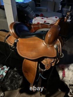 Circle Y Salt River Flex2 Western Trail Saddle 15in