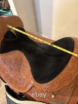 Circle Y Tooled Western Show Saddle with silver very good/excellent condition