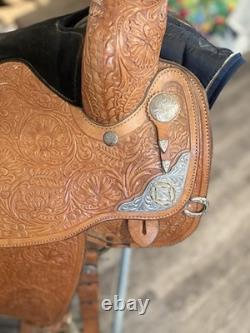 Circle Y Tooled Western Show Saddle with silver very good/excellent condition