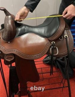 Circle Y Western Flex2 Trail Saddle 16 Seat