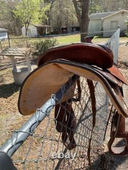 Circle Y Western Saddle