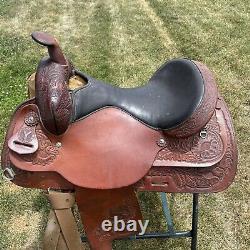 Circle Y Western Saddle 16 Seat Pleasure Trail Good Condition Nice Tooling