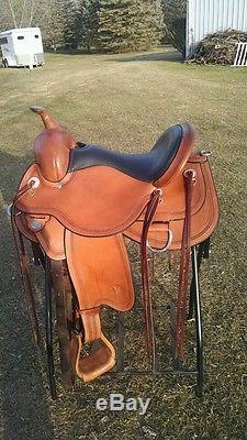 Circle Y flex 2 Pioneer trail saddle. 15 well padded comfy seat