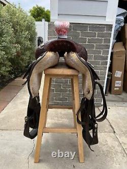 Circle Y western equitation saddle, 15.5 seat, semi QH