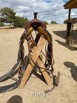 Circle Y western horse saddle