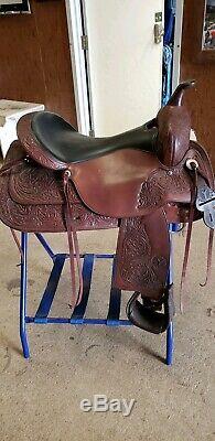 Circle y flex lite 17 inch Western saddle