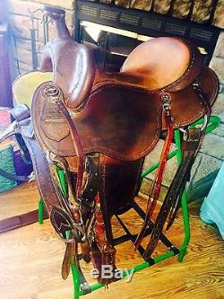 Clinton Anderson 13 Aussie Saddle with Horn, Smooth Seat