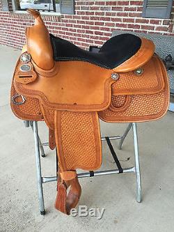 Continental Saddlery Reining saddle 16