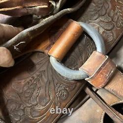 Cool horsehead Tooled vintage western saddle 15 seat
