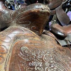 Cool horsehead Tooled vintage western saddle 15 seat