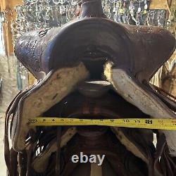 Cool horsehead Tooled vintage western saddle 15 seat