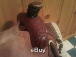 Corriente Ranch Saddle 15 inch seat 7 inch gullet Excellent condition