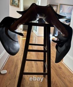 Courbette cut-back gaited saddleseat Saddle. Large Size. Good Condition