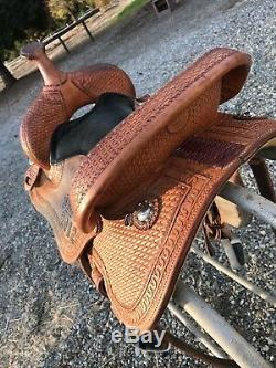 Courts 13 In Used Trophy Barrel Saddle