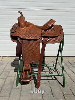 Crates 15 Western Saddle