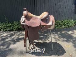 Crates 16 Western Show Saddle