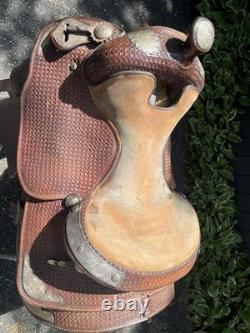Crates 16 Western Show Saddle