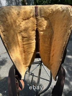 Crates 16 Western Show Saddle