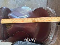 Crates 230 Western Trail Saddle 15 Seat Semi QH Bars