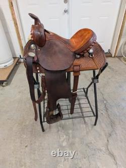 Crates 311 Western Barrel Saddle