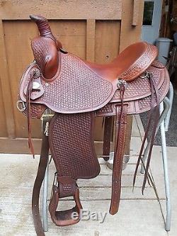 Crates Ranch saddle, 15.5 seat, QH bars, EUC