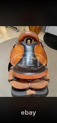 Crates Trail Western Endurance Saddle with Diamond Wool Contoured Relief pad