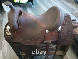 Crates Trail Western Pleasure Ranch Saddle 16 #2162 QH Bars Equifit Tree