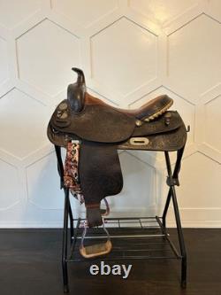Crates Western Equitation/Show Saddle