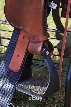 Crates Western Saddle with Full Tack