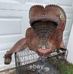 Crates, hand made in Tennessee. Western saddle 16, great condition