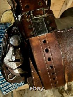 Crates model 2416 16 Western Show Saddle