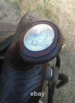 Crates western trail ranch saddle 15 1/2 model #150 + breast collar & chinch