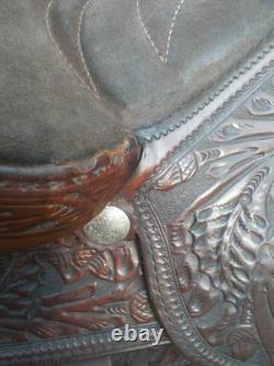 Crates western trail ranch saddle 15 1/2 model #150 + breast collar & chinch
