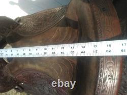 Crates western trail ranch saddle 15 1/2 model #150 + breast collar & chinch