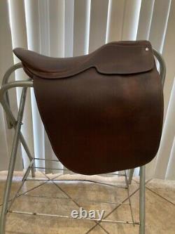 Crump SaddleSeat Saddle 19.5 Equitation saddle