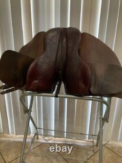 Crump SaddleSeat Saddle 19.5 Equitation saddle