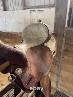 Custom Double C Western Barrel Saddle With Alligator Seat