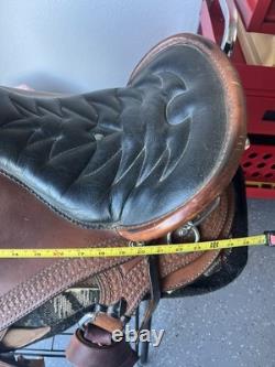 Custom Kevin Parrish Western Half Breed Trail Saddle 17 and Nettles Stirrups Custom Kevin Parrish Western Half Breed Trail Saddle 17 and Nettles Stirrups
