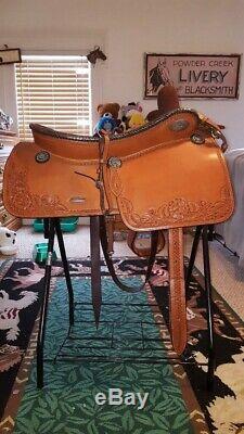 Custom made western show side saddle made by Skyhorse