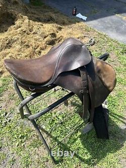 Custom saddle, used, free shipping