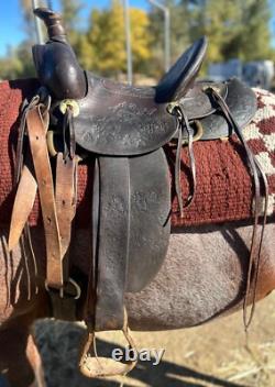 D. E Walker Visalia antique Collector Saddle