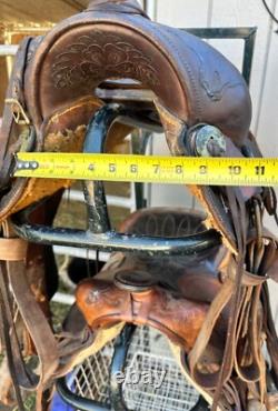 D. E Walker Visalia antique Collector Saddle