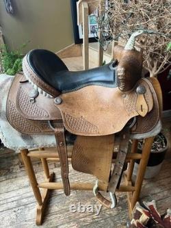 Dakota 350L 16 in Brown Leather Pleasure Trail Saddle Traditional