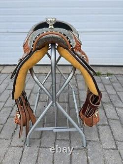 Dale Chavez Rio 16.5 Western Show Saddle